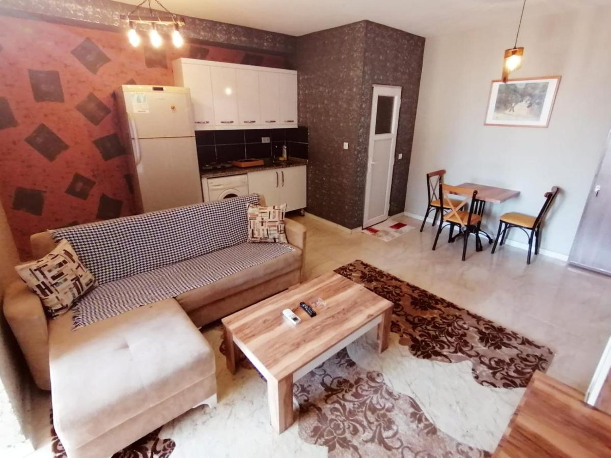 Aziz Konaklama Antalya Ngoại thất bức ảnh