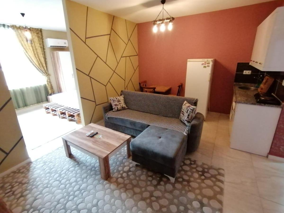 Aziz Konaklama Antalya Ngoại thất bức ảnh